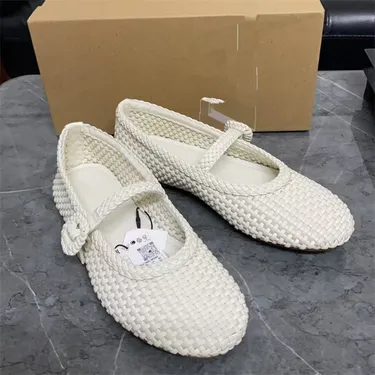 Luxe Stride Pump Shoe