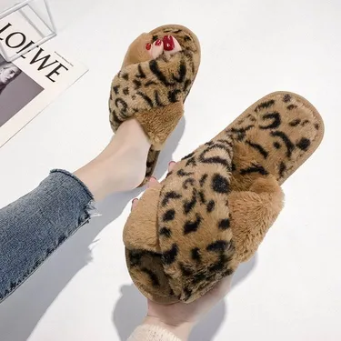 Leopard Print Cross Slipper