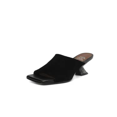 HANDMADE WOMEN’S SHOES THAT ARE EXTREMELY COMFORTABLE