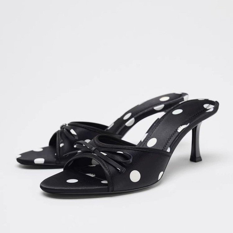 PARIS POLKA HEELS
