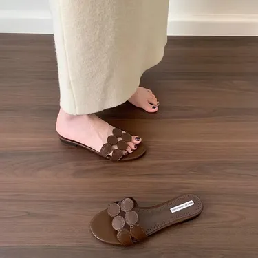 ROSALIE FLAT SANDALS