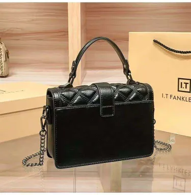 Fashionable Square Frame Handled Bag