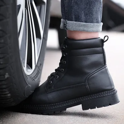 Kaviel Noir Martin Boots