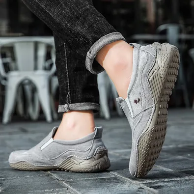 VERSATILE LOW-TOP GENUINE LEATHER CASUAL SHOE GB-9913