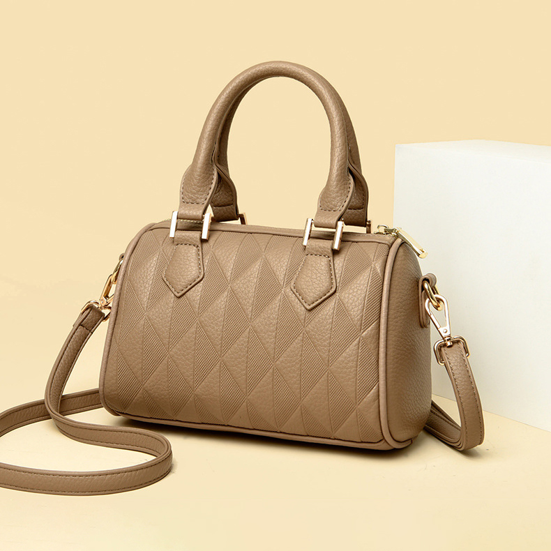 TRENDY AND ELEGANT LIGHTWEIGHT WOMEN'S BAG GB-6180Kh