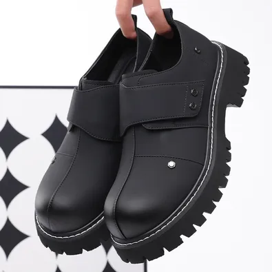 Velcron Rift Martin Boots