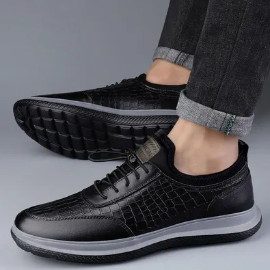 Casual Skateboarding Shoes for Men