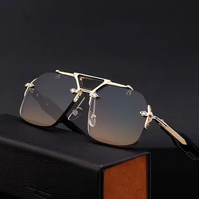 Crystal Edge Metal Sunglass