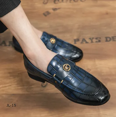 RoyalHide Casual Shoes