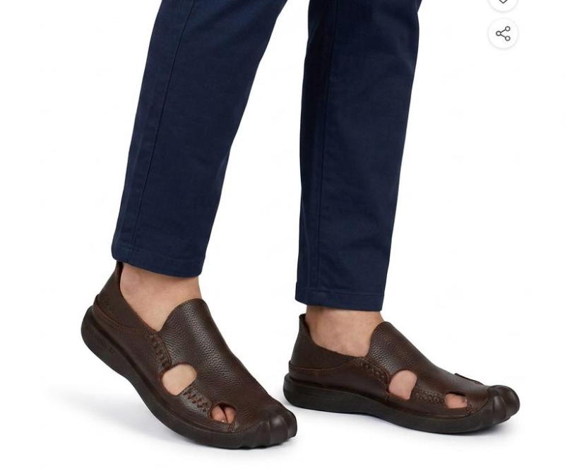 Black Hybrid Sandals — Rugged Leather Comfort 