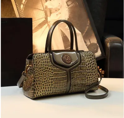 Luxury Crocodile Pattern Handbag for Women