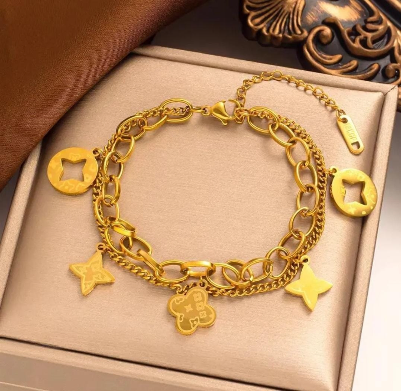 Double Layered with Star and Flower Charms Bracelet
