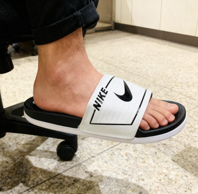 Premium Grade Men's Slides slippper Nk