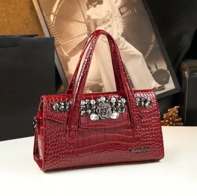 Luxury handbag for party