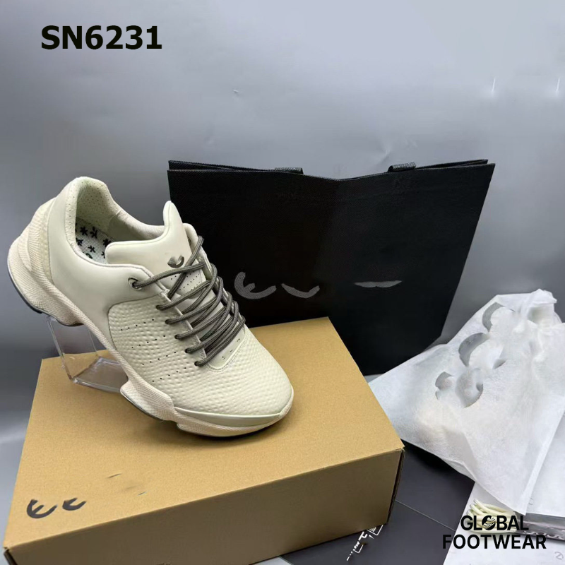 Men's wear-resistant Lightweight design for long hours of walking