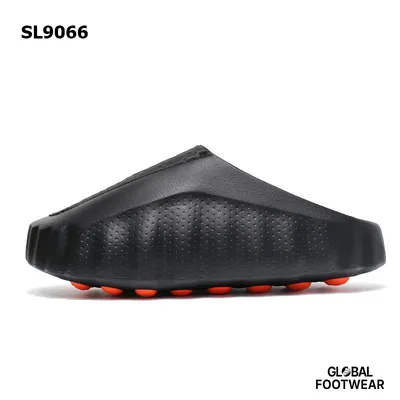 Men’s Summer Clogs Breathable Closed-Toe Slippers