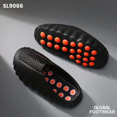 Men’s Summer Clogs Breathable Closed-Toe Slippers