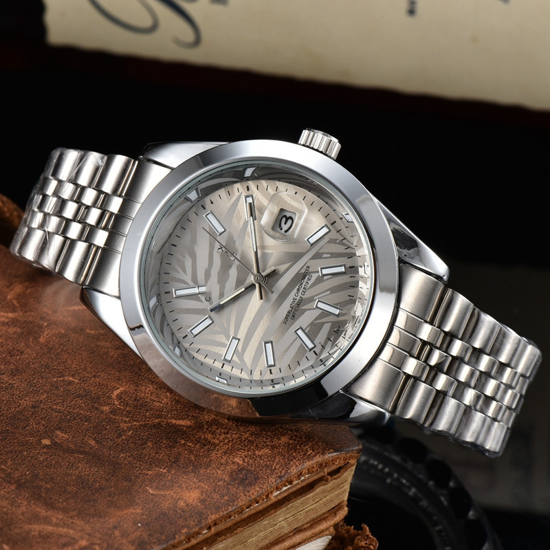 Calendar Quartz Tape Watch