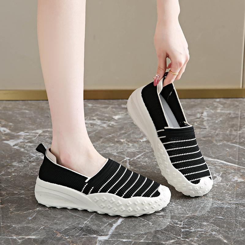 Breathable Thin Cloth Shoes