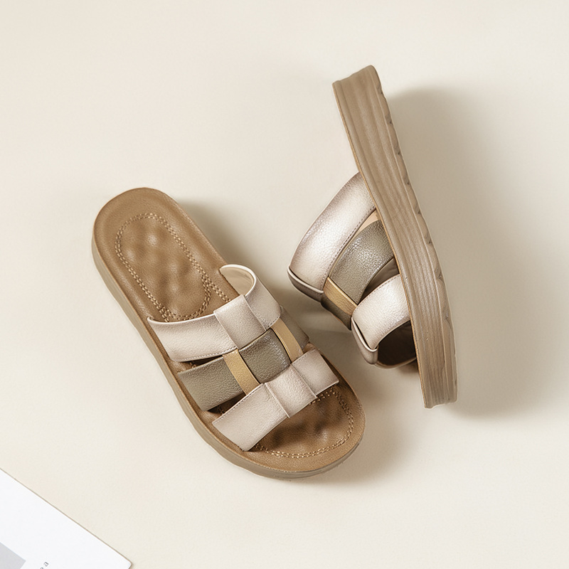 RetroChic Platform Slides