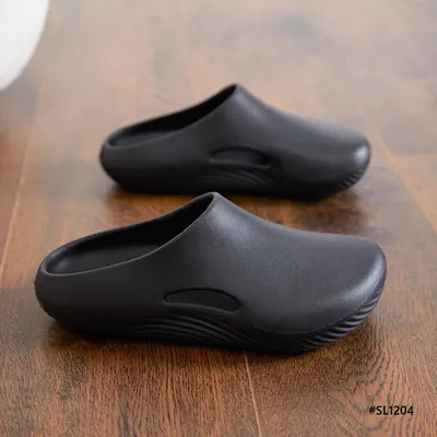 Velvet Hold Men’s Slippers