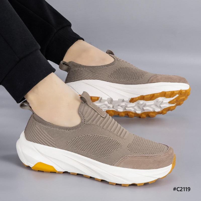 Cloud Ease Casual Shoes