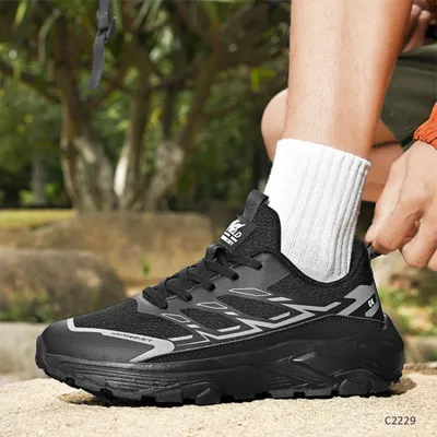 Rogue Trail Casual Shoes