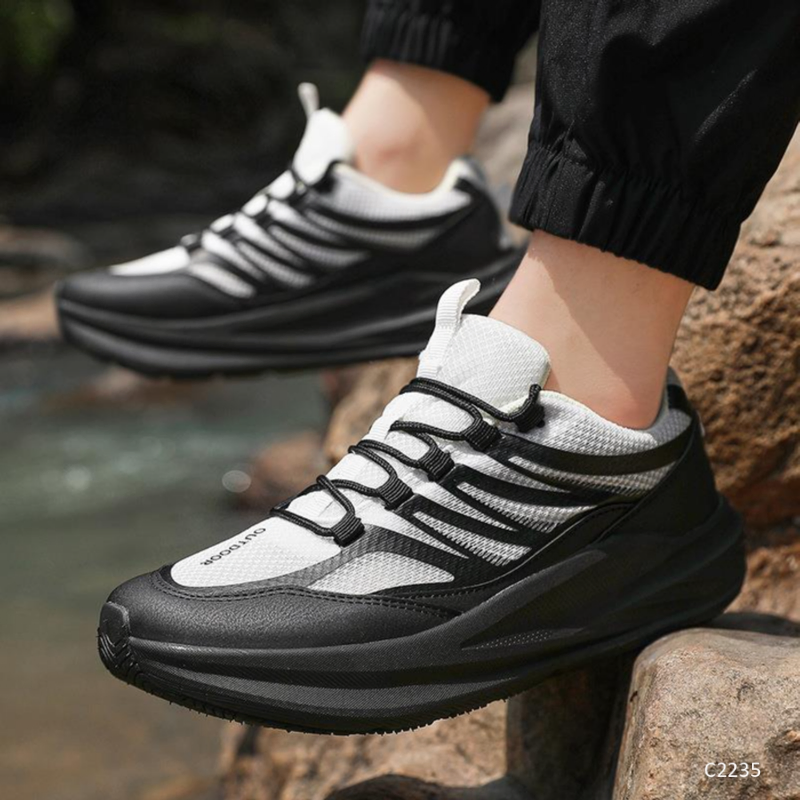 Axiom Walk Casual Shoes