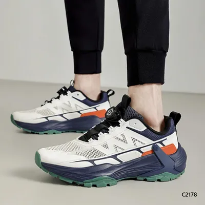 Noble Trail Casual Shoe