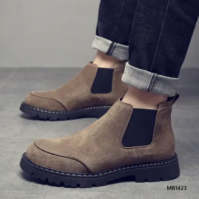 Varnel Crest Martin Boots