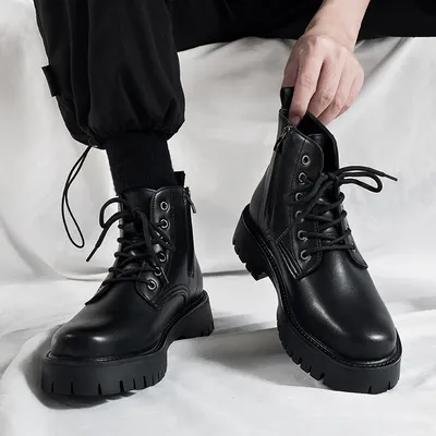 Varex Noir Martin Boots