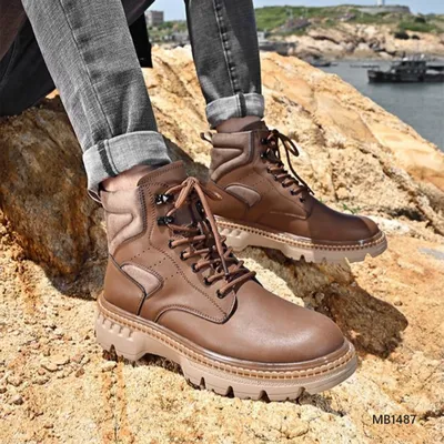 Vexren Vale Martin Boots