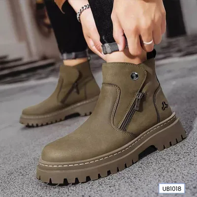 Sand Rift Sentinel Boots