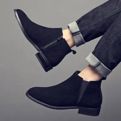 Thunder Latch Crest Boots