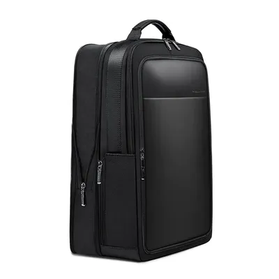 LARGE CAPACITY MULTIFUNCTIONAL BACKPACK