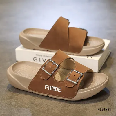 Solid Stride Men’s Sandal