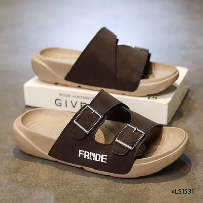 Solid Stride Men’s Sandal