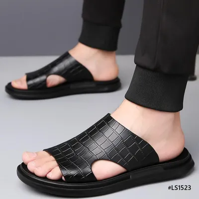 Strong Ground Men’s Sandal