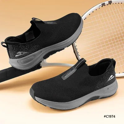 Urban Journey casual shoes