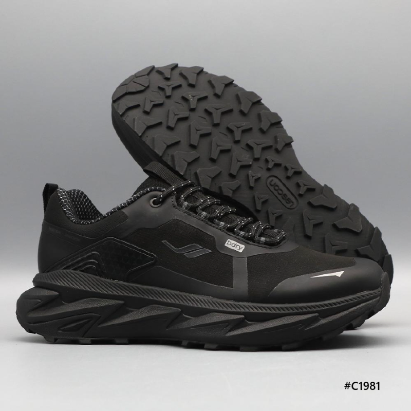 Soft Trail casual shoes