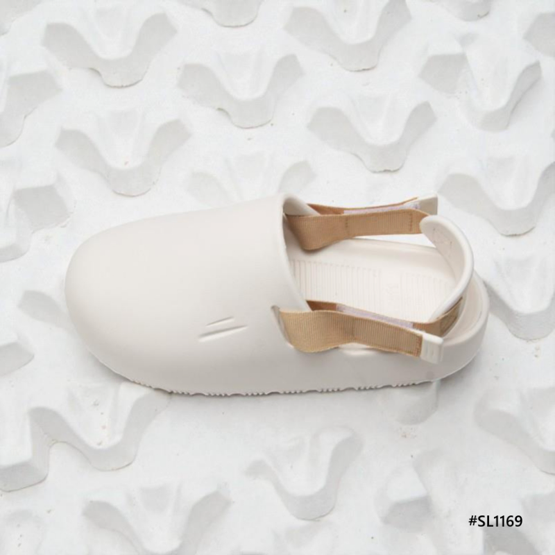 Cozy Core Men’s Slippers