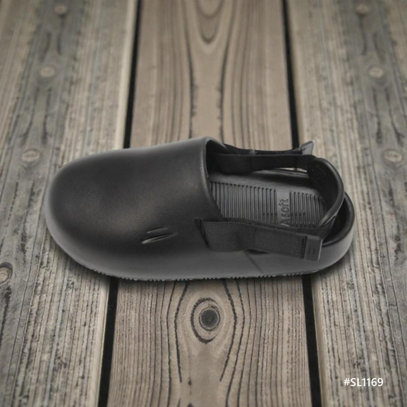 Cozy Core Men’s Slippers