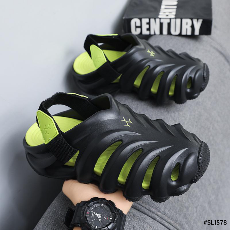 Gentle Walk Men’s Slippers