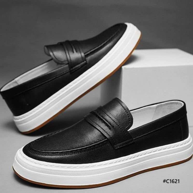 OAK THREAD CASUAL SHOES