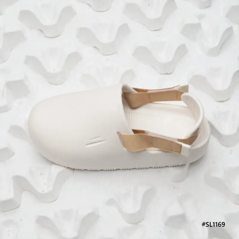 Cozy Core Men’s Slippers