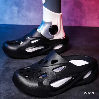 Velvet Drift Men’s Slippers