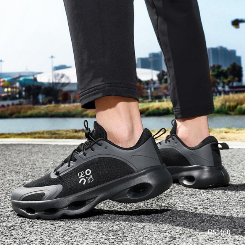 Titan Summit Outdoor Shoes