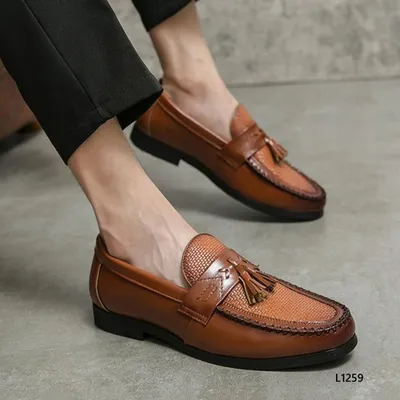 Arden Crest Loafer