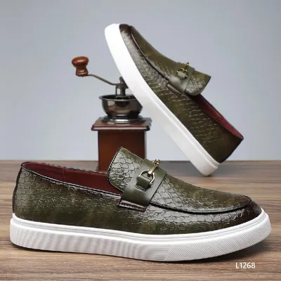 Camden Crest Loafer