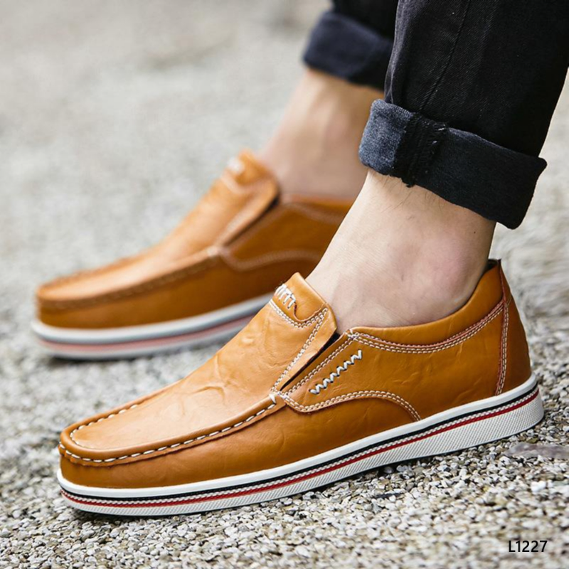 Noble Edge Loafer